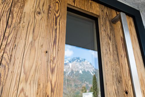 Individuelle Haustüren aus Holz oder Holz-Alu – Made im Allgäu